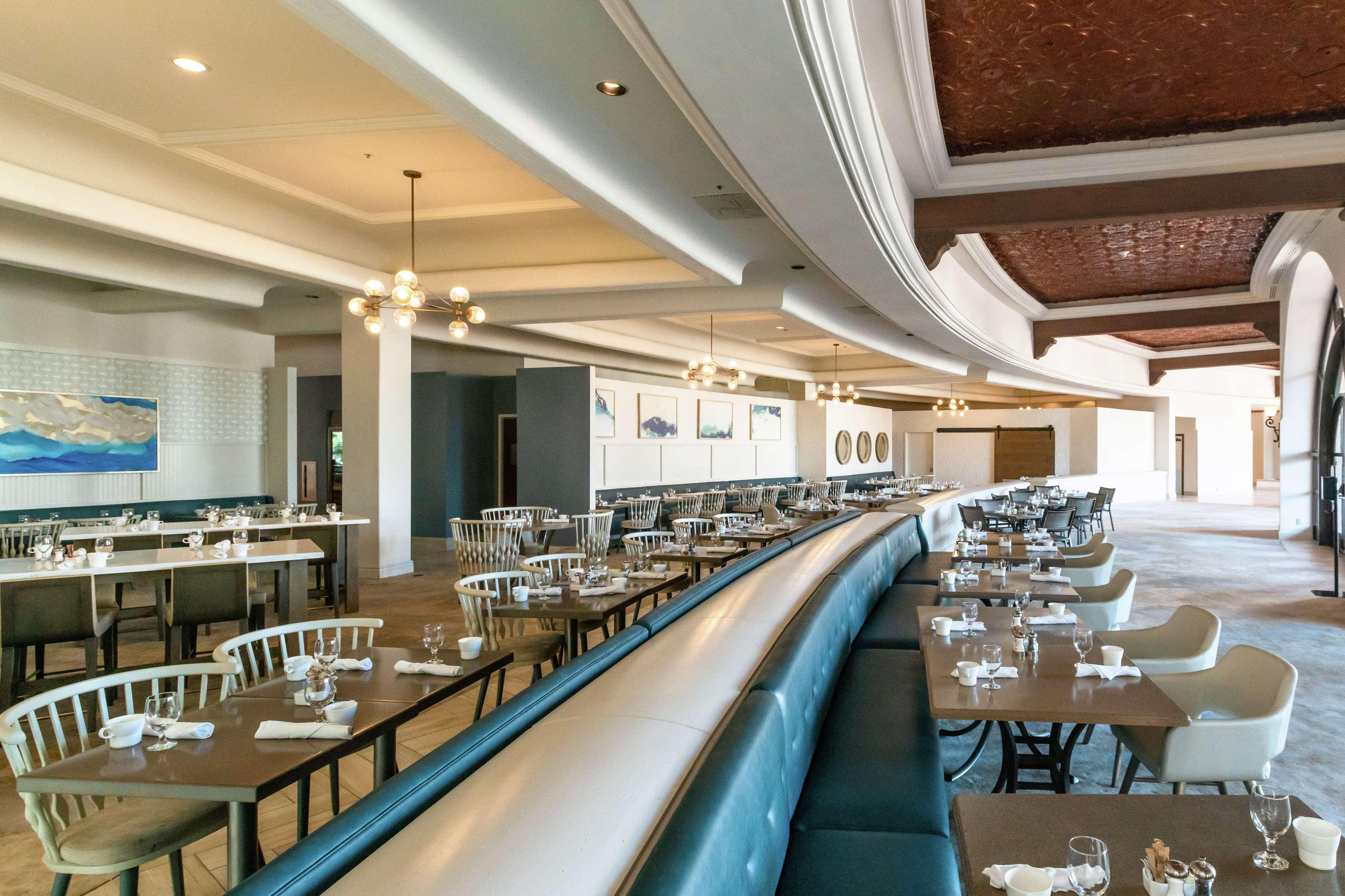 Hilton Santa Barbara Beachfront Resort Bagian luar foto